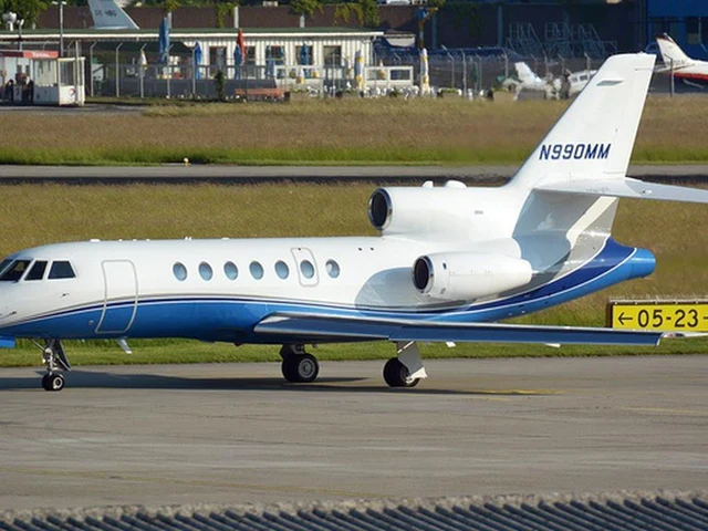 N990MM — photo