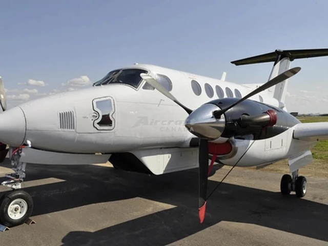 C-GXHS — photo