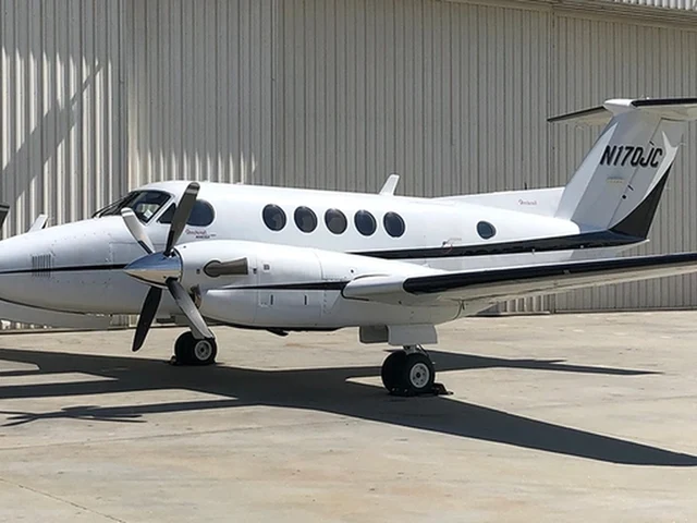 N170JC — photo