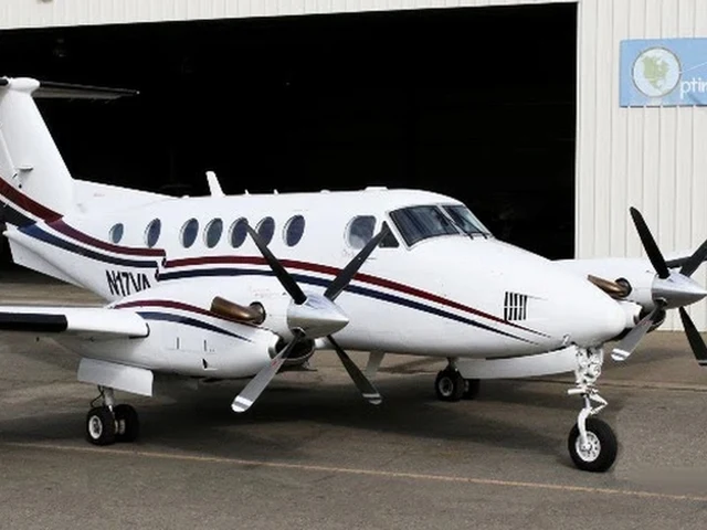 N17VA — photo