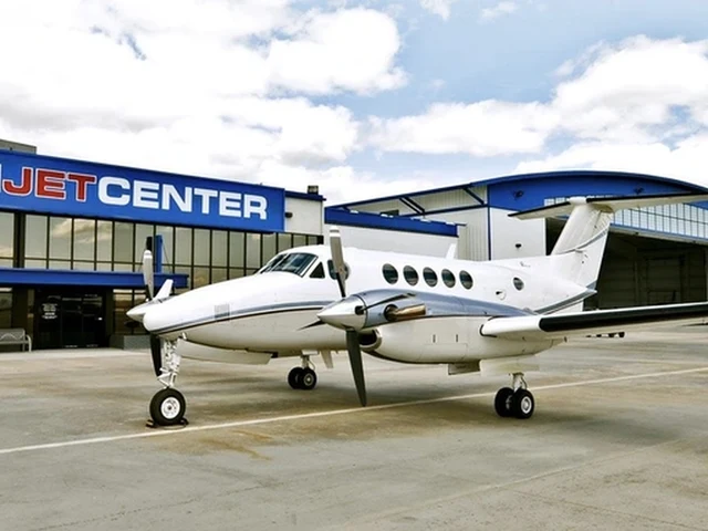 N217LG — photo