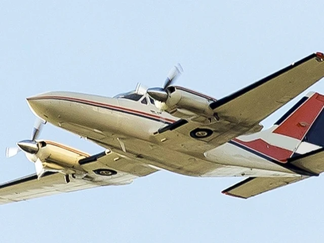 N414EE — photo