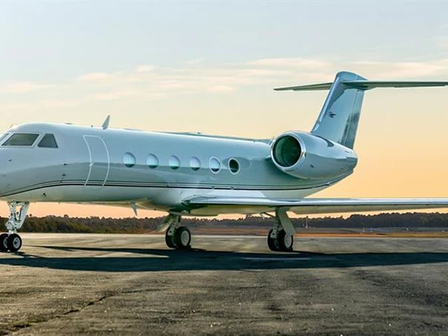 N717LS — photo
