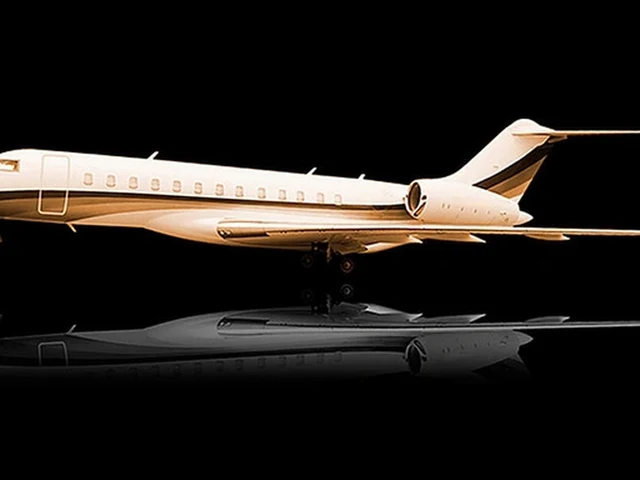 N944GL — photo
