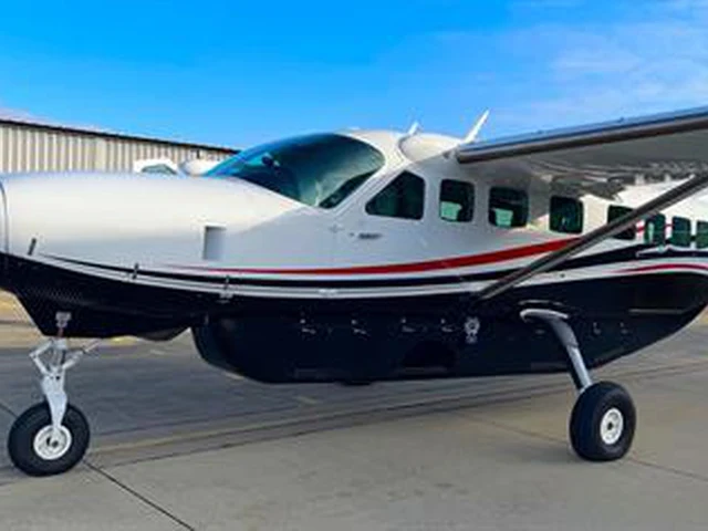 N229LH — photo
