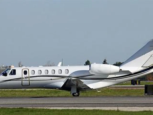 N330PK — photo