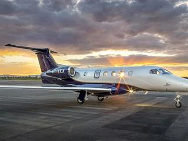 VH-VKX — photo