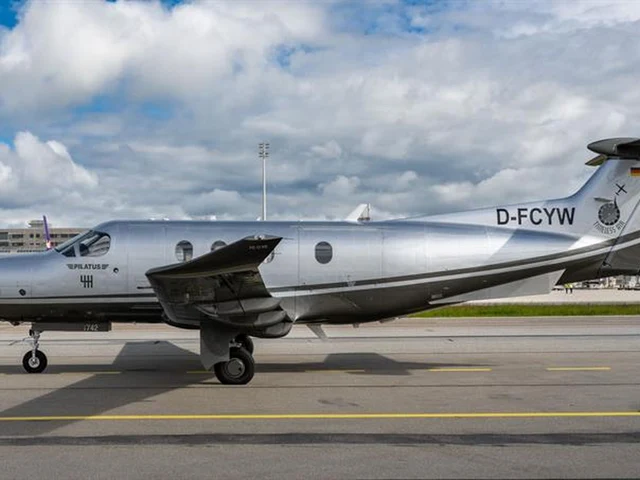 D-FCYW — photo