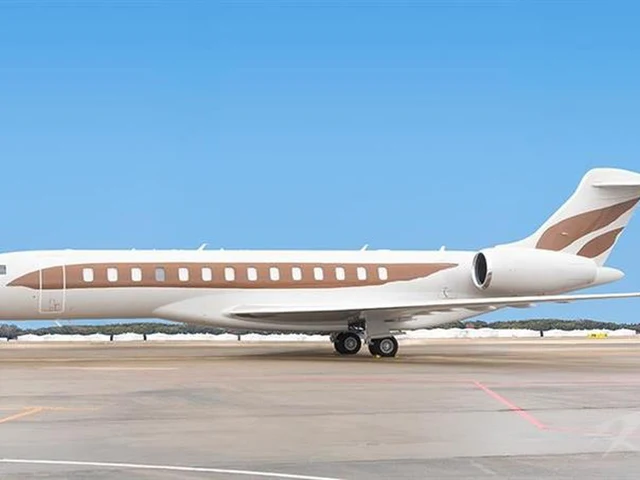 N1111G — photo
