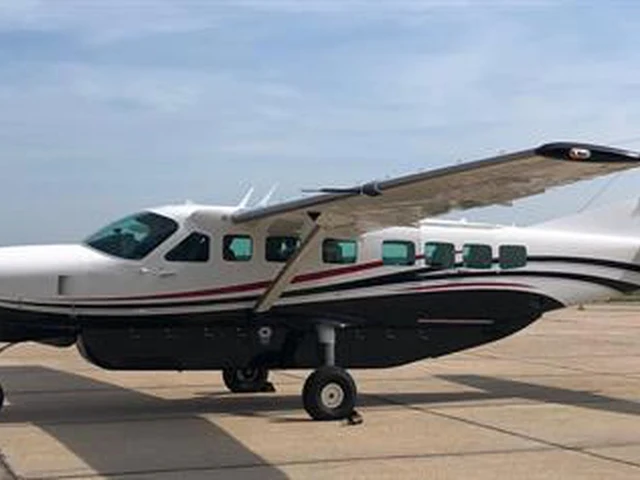 N429LH — photo