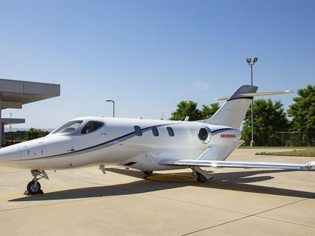 N211PJ — photo