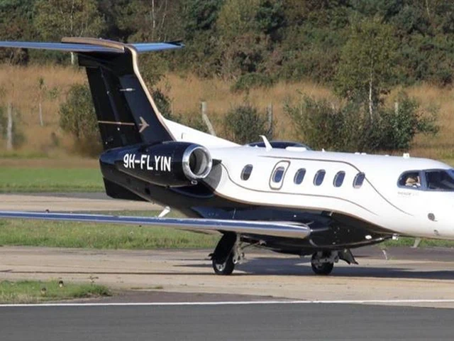 9H-FLYIN — photo