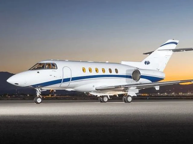N813BR — photo