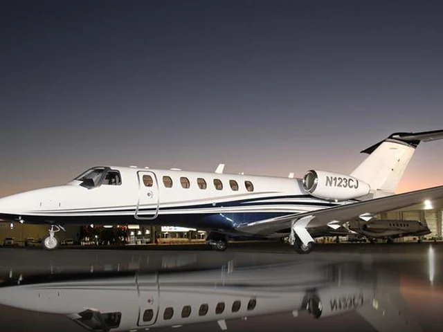 N123CJ — photo