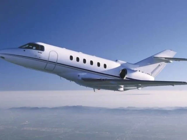 Hawker 750 — photo