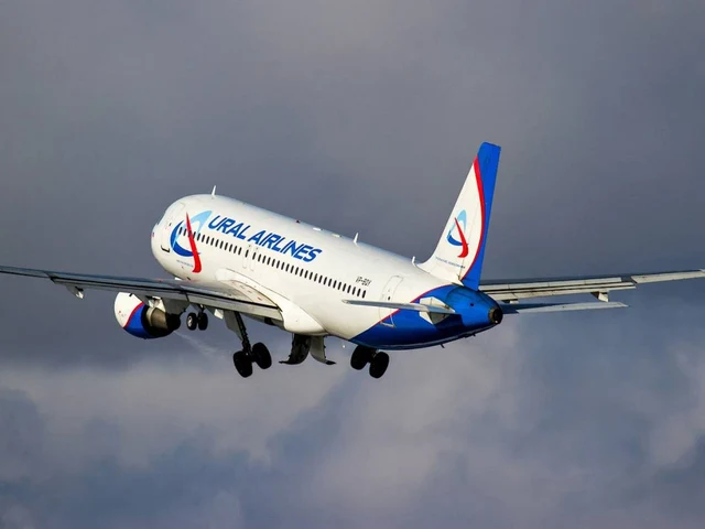 Airbus A320 — photo