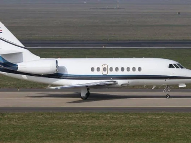 Falcon 2000EX EASy — photo