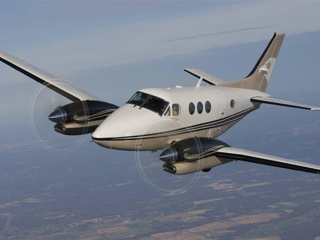 King Air C90 — photo