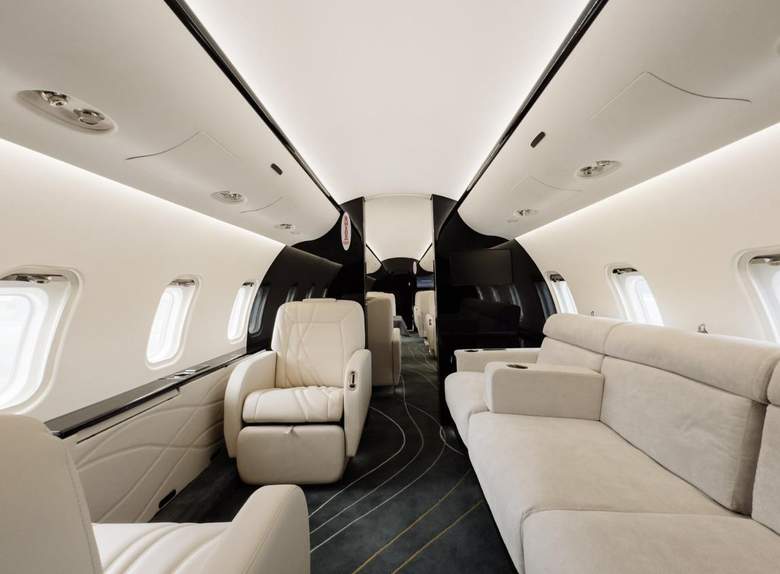 Bombardier Challenger 850 RA-73560 — private jet charter, price