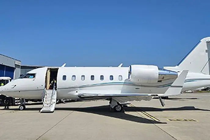 Bombardier Challenger 605 9H-ALD — private jet charter, price | JETVIP