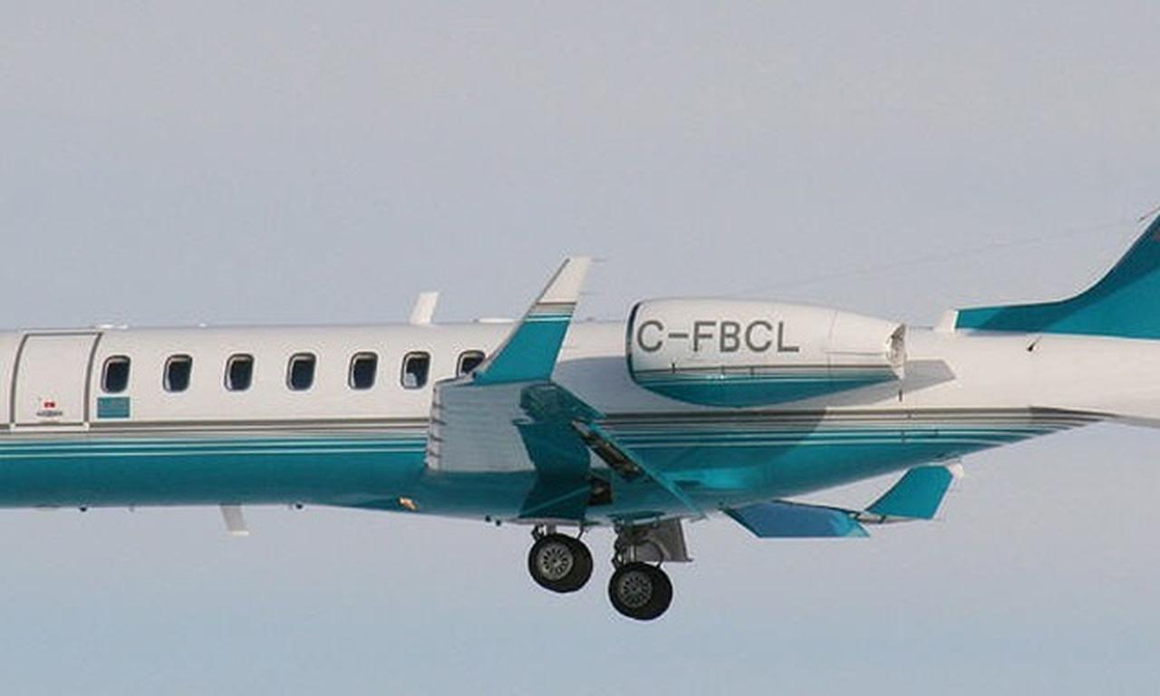 Learjet 75