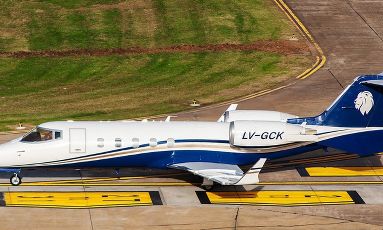 Learjet 60