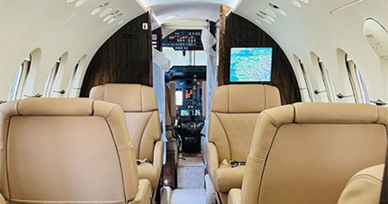 Hawker Beechcraft Hawker 850XP TC-TIM — private jet charter, price