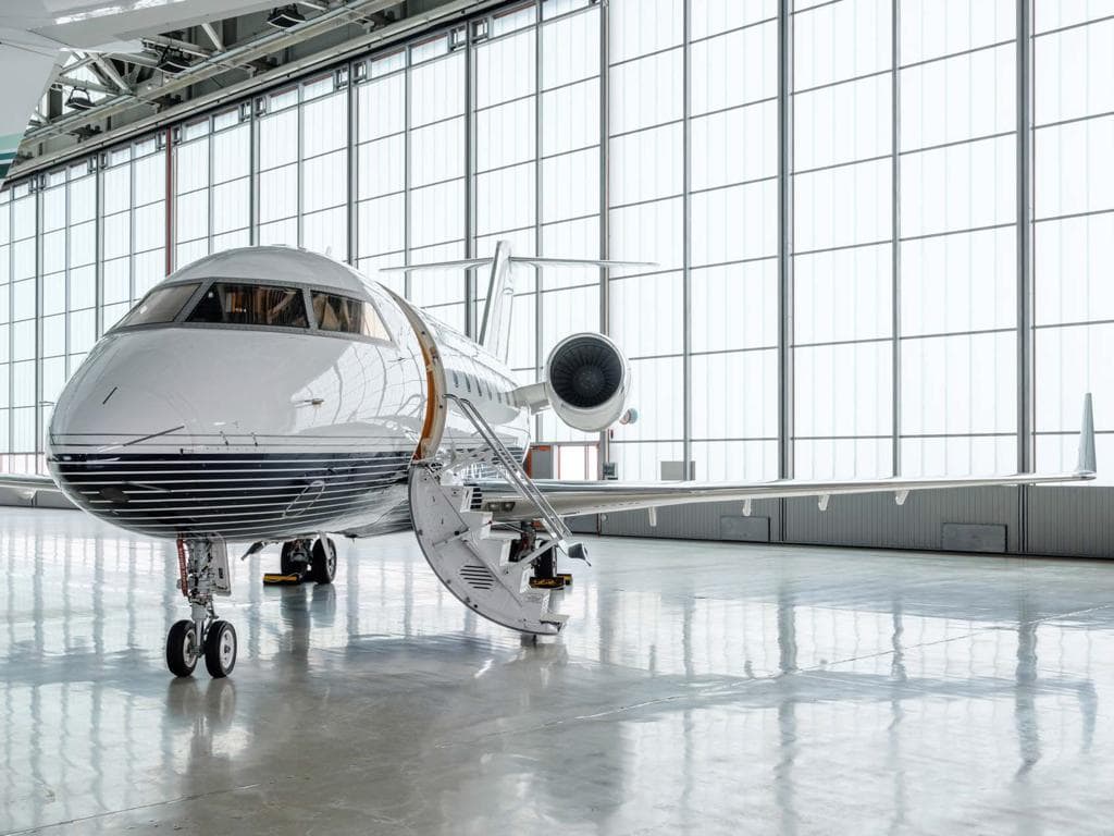 Buy the Best Private Jet: Bombardier Challenger 605